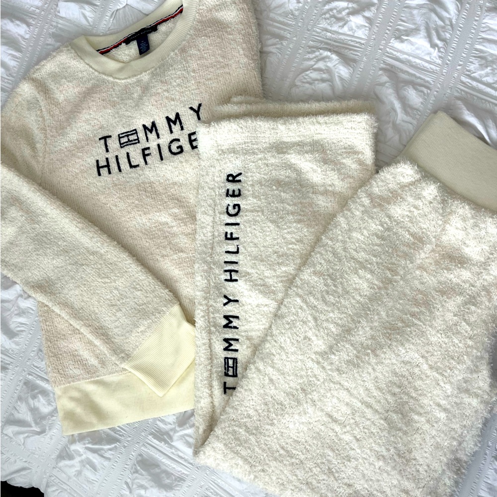 TOMMY HILFIGER LOUNGE SET